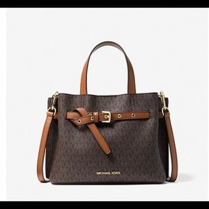 Michael Kors Emilia Sm Signature Satchel brown